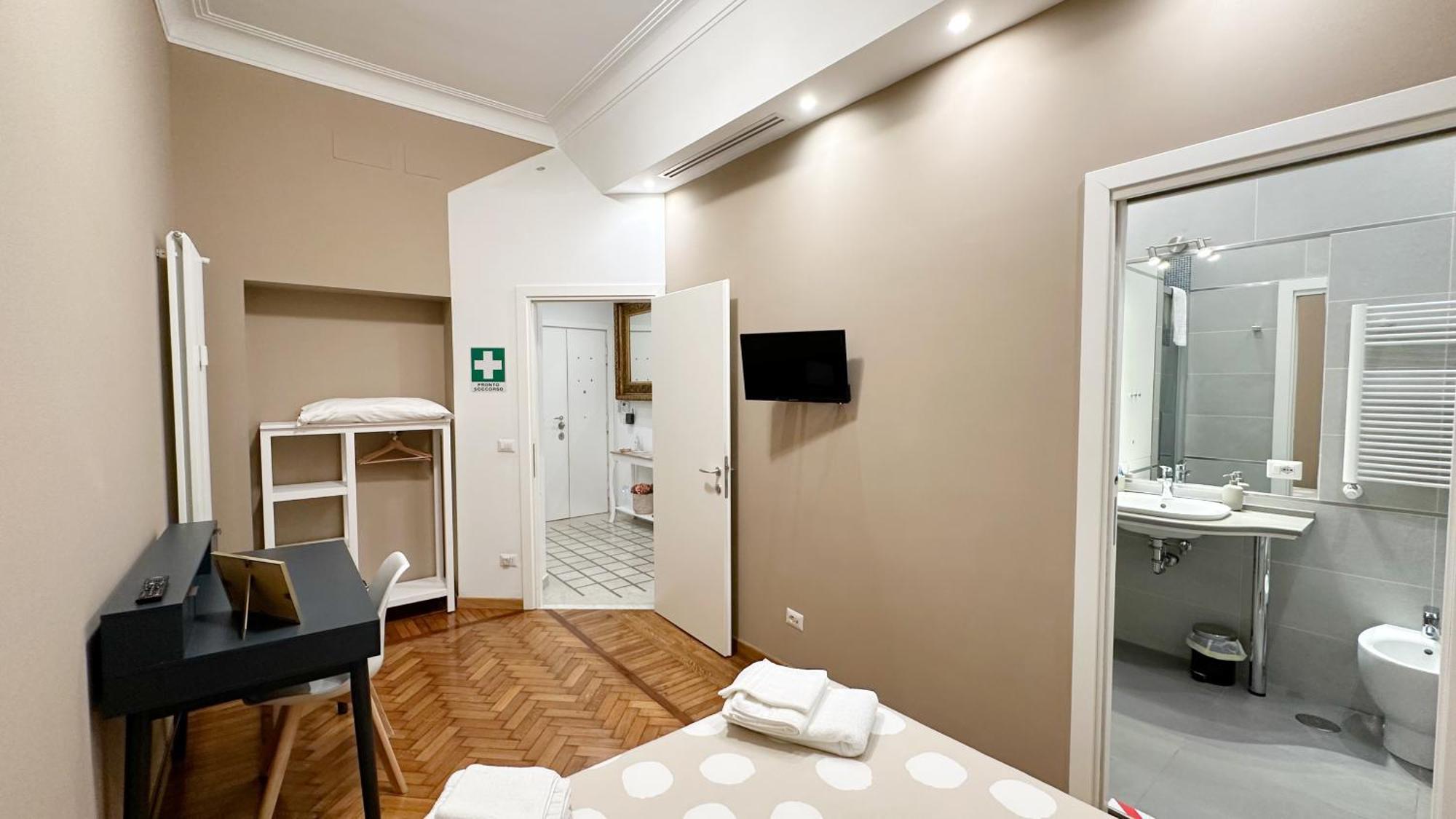 Apartment Casa Remo - 2 Tram Stops From Old Town
